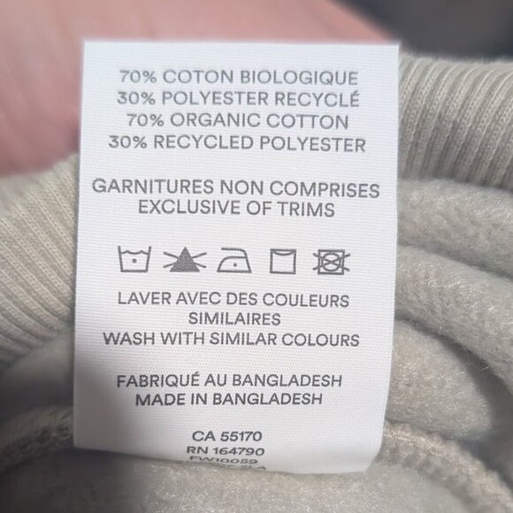 Frank and Oak | The Soft Crewneck Sweatshirt In Green - Picture 10 of 10